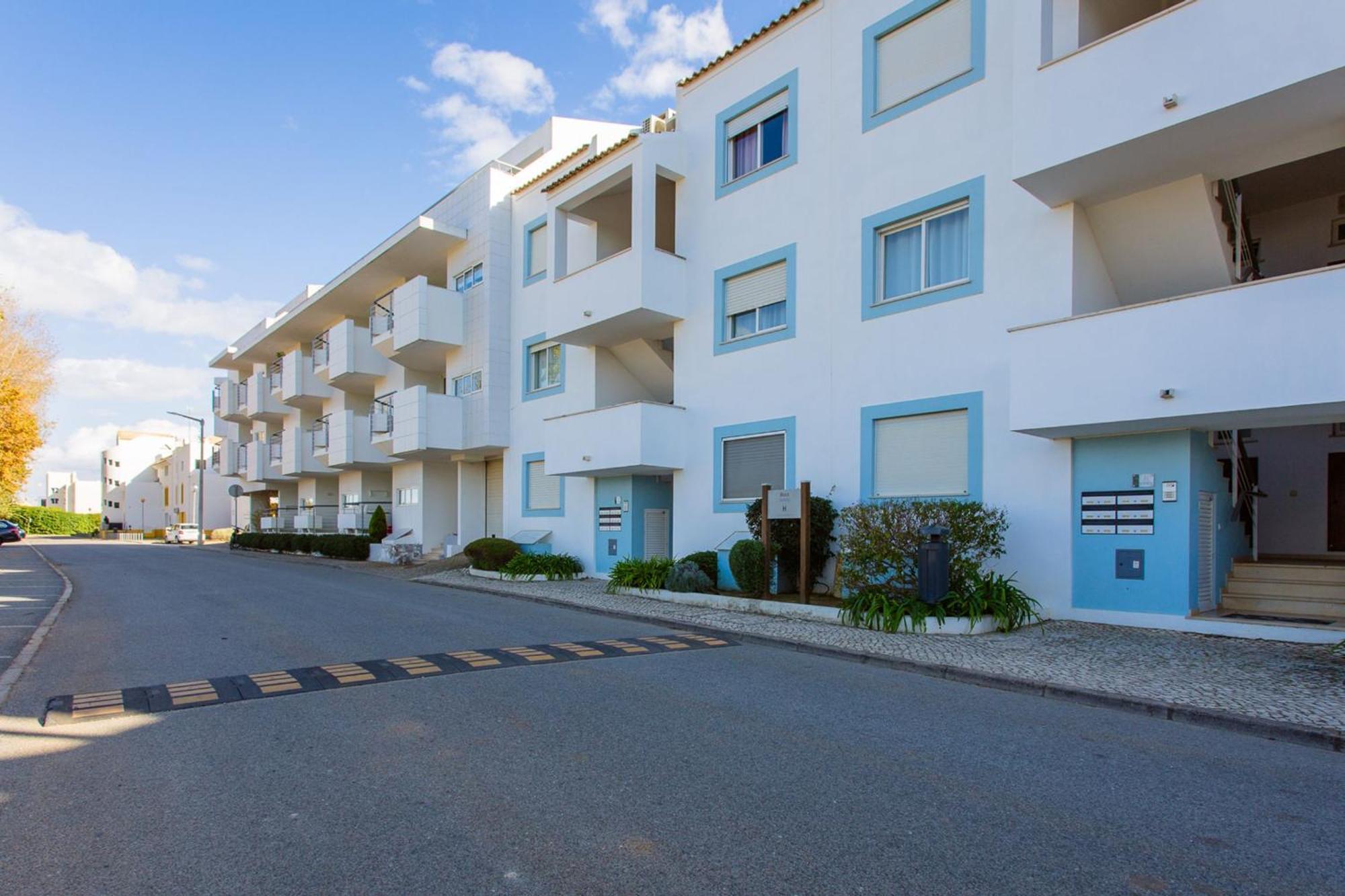 Golden 1 Bdr Flat W/ Balcony & Pool By Lovelystay Cabanas De Tavira Esterno foto